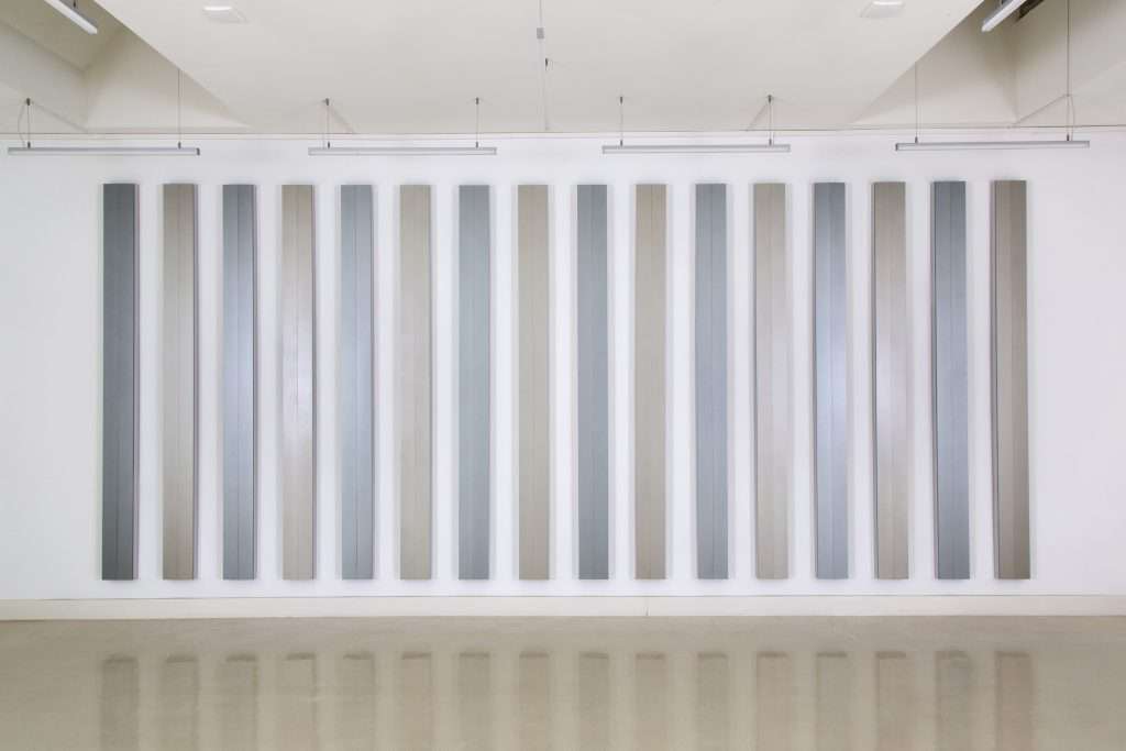 Tadaaki Kuwayama, yellow and blue